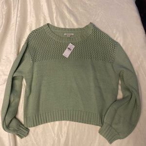 🆕 American Eagle sweater